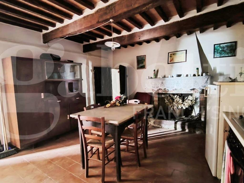 appartamento in vendita a Scansano in zona Poggioferro