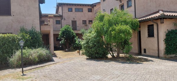 appartamento in vendita a Scansano in zona Pomonte