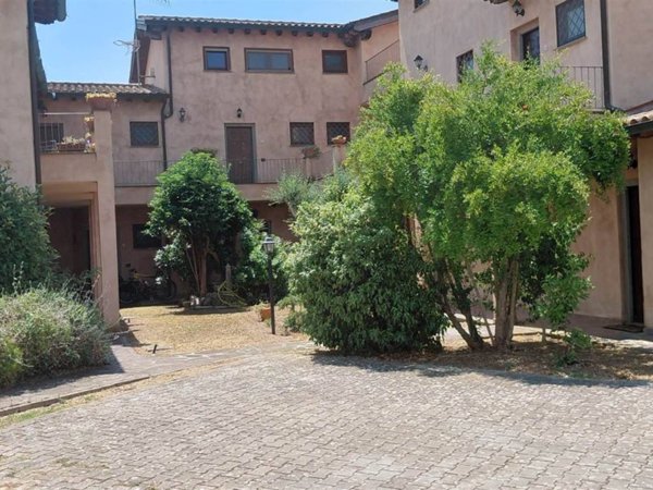 appartamento in vendita a Scansano in zona Pomonte