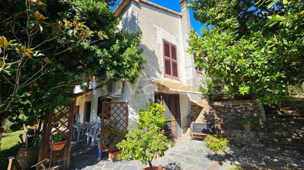 casa indipendente in vendita a Scansano in zona Preselle