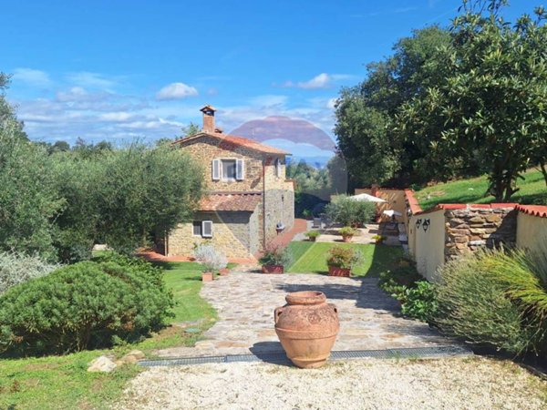 casale in vendita a Scansano in zona Pancole