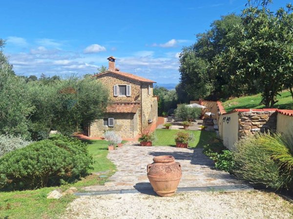 casa indipendente in vendita a Scansano in zona Pancole