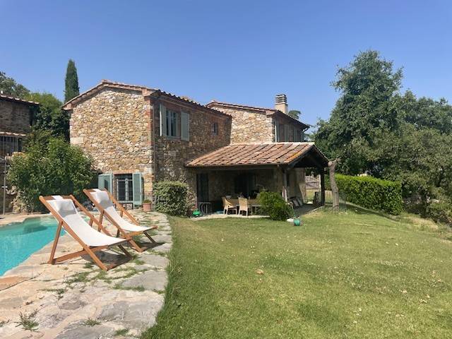 casa indipendente in vendita a Scansano