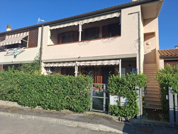 appartamento in vendita a Scansano in zona Preselle