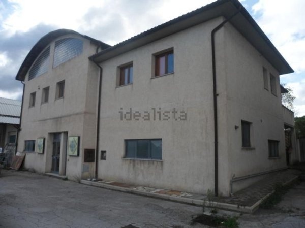 locale di sgombero in vendita a Scansano