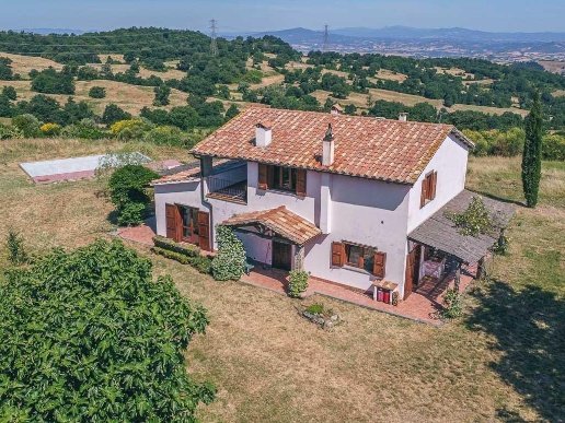 casa indipendente in vendita a Scansano