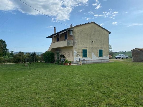 appartamento in vendita a Scansano