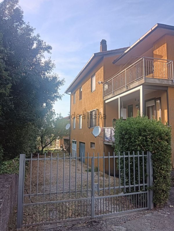 appartamento in vendita a Scansano in zona Pancole