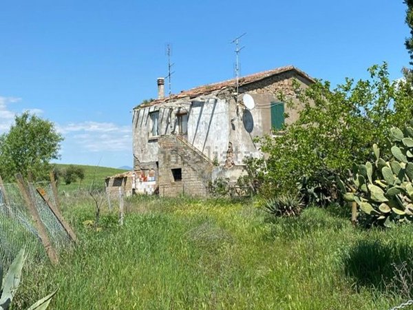 casale in vendita a Scansano