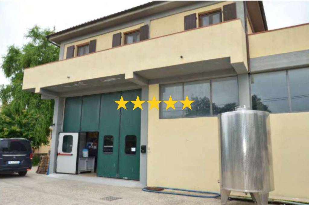 casa indipendente in vendita a Scansano in zona Pancole