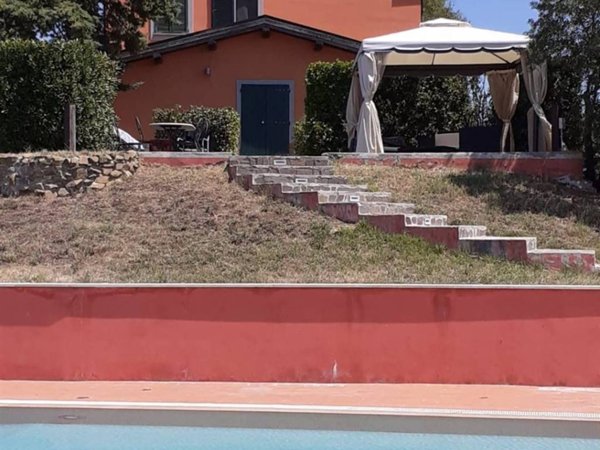 casa indipendente in vendita a Scansano