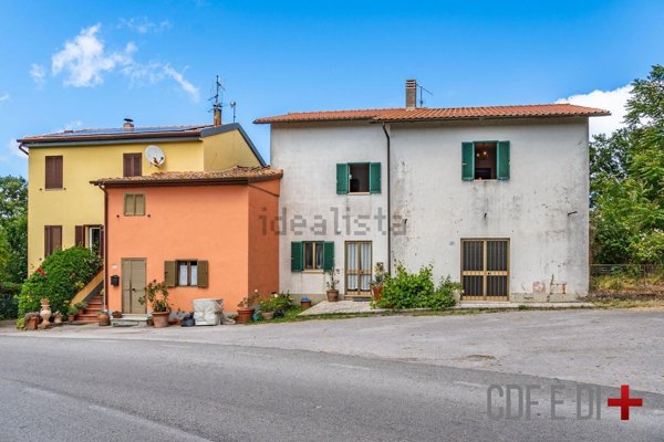 casa indipendente in vendita a Scansano in zona Murci