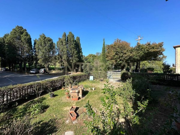 appartamento in vendita a Scansano