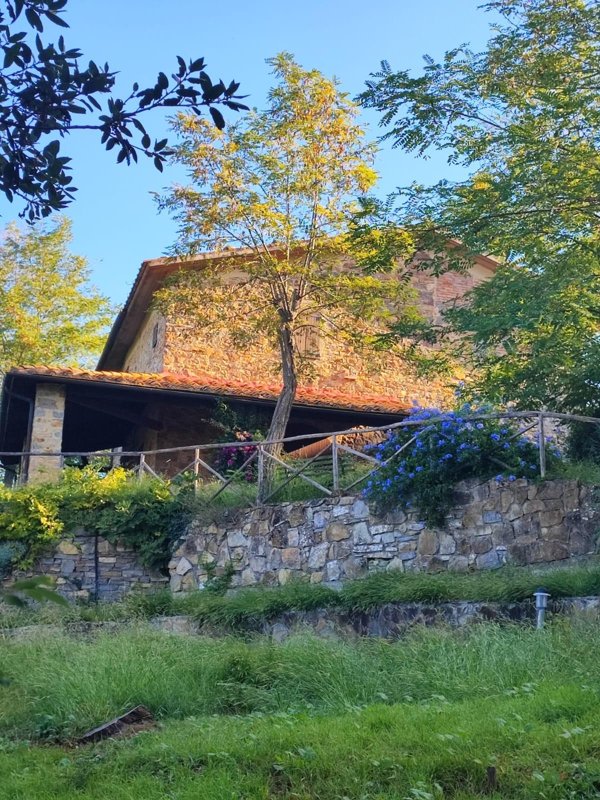 casale in vendita a Scansano in zona Polveraia