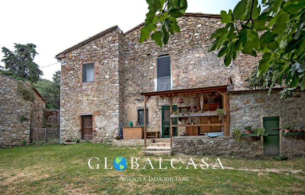 casa indipendente in vendita a Scansano in zona Polveraia