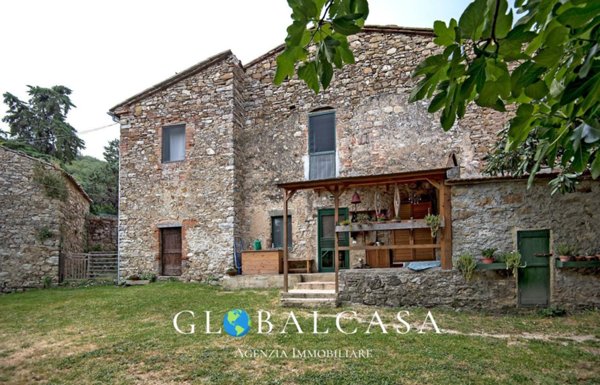 casale in vendita a Scansano in zona Polveraia