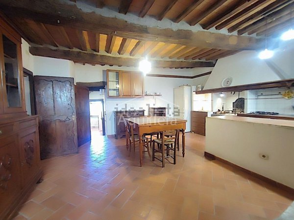 appartamento in vendita a Scansano