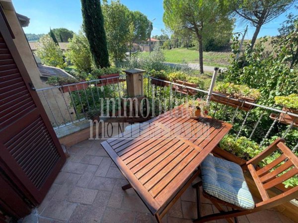 appartamento in vendita a Scansano in zona Pomonte