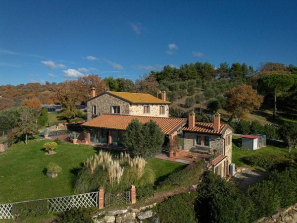 casa indipendente in vendita a Scansano