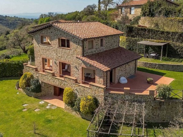 casa indipendente in vendita a Scansano