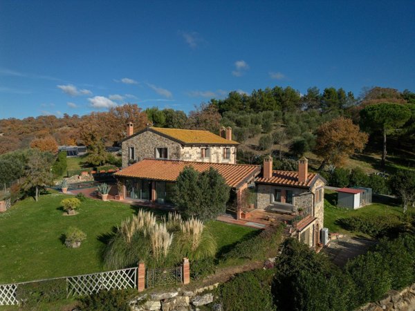 casale in vendita a Scansano