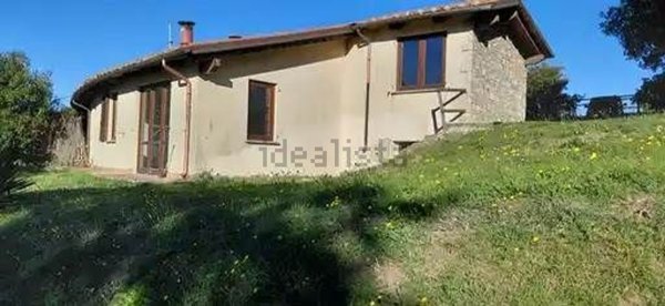 casa indipendente in vendita a Scansano