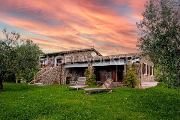 casale in vendita a Scansano