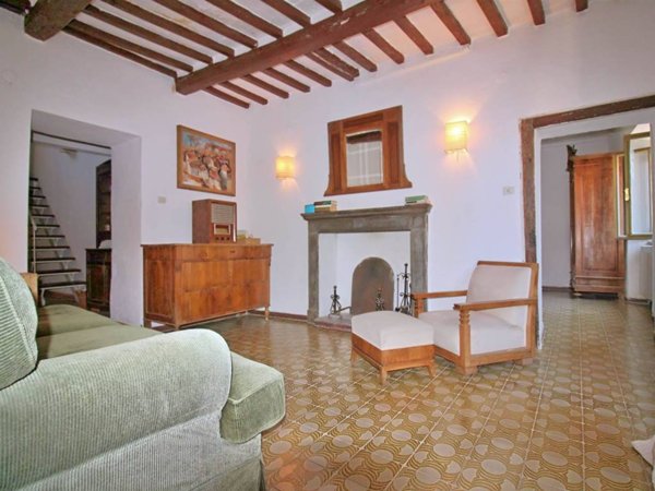 appartamento in vendita a Scansano