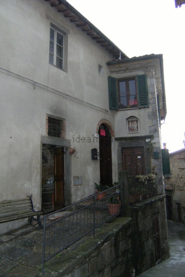 appartamento in vendita a Scansano