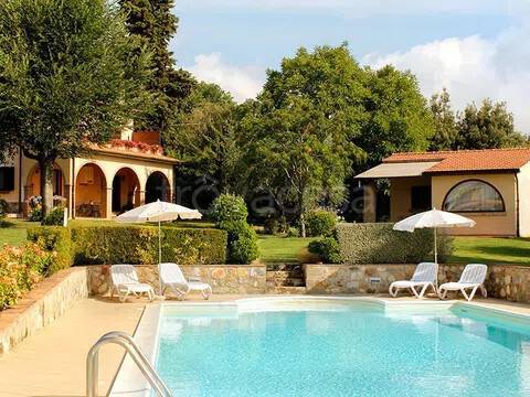casa indipendente in vendita a Scansano