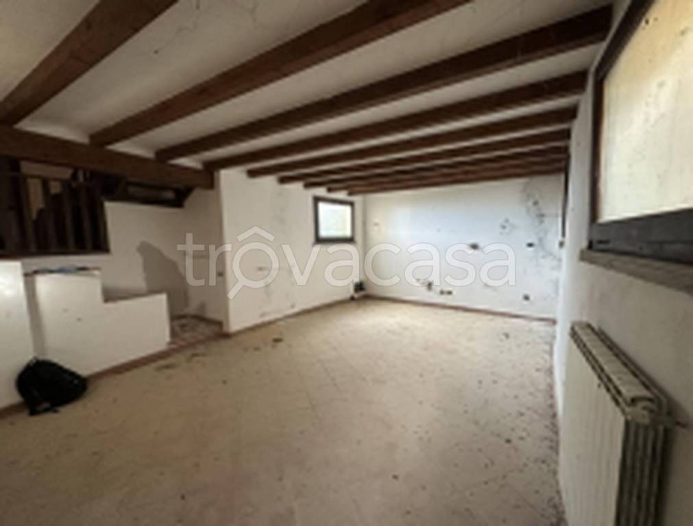 appartamento in vendita a Scansano