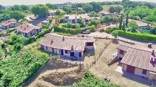 casa indipendente in vendita a Scansano