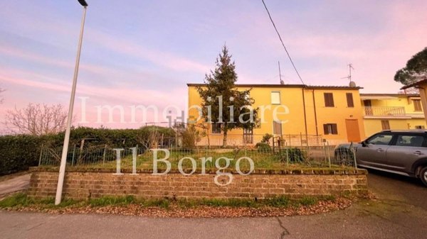 appartamento in vendita a Scansano in zona Murci