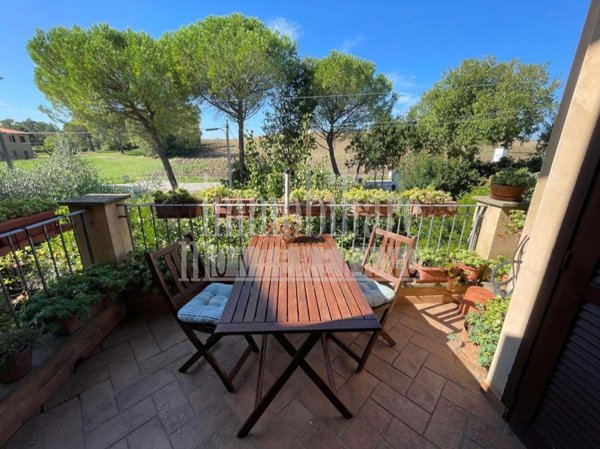 appartamento in vendita a Scansano in zona Pomonte