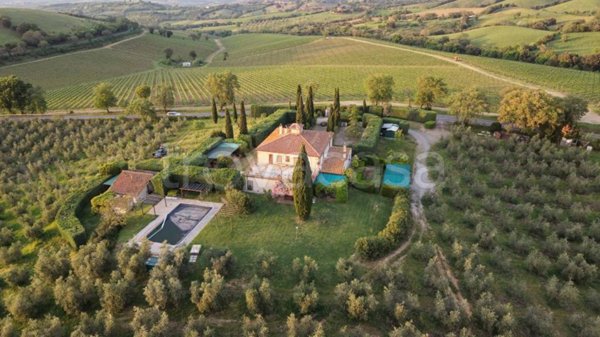 casa indipendente in vendita a Scansano