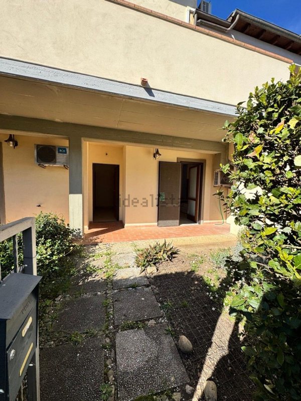 appartamento in vendita a Scansano in zona Pomonte