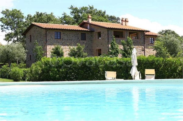 casa indipendente in vendita a Scansano