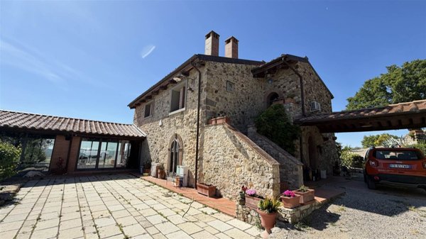 appartamento in vendita a Scansano