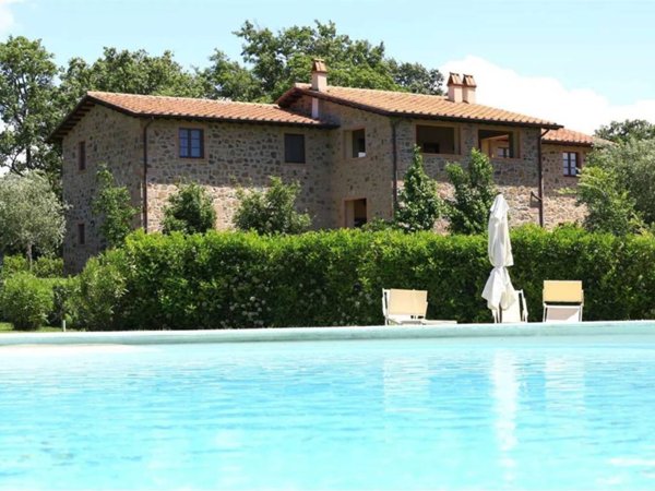 casa indipendente in vendita a Scansano