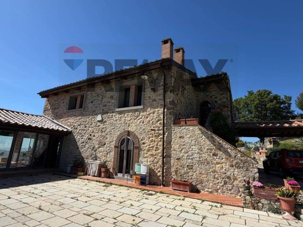 casale in vendita a Scansano