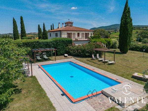 casa indipendente in vendita a Scansano