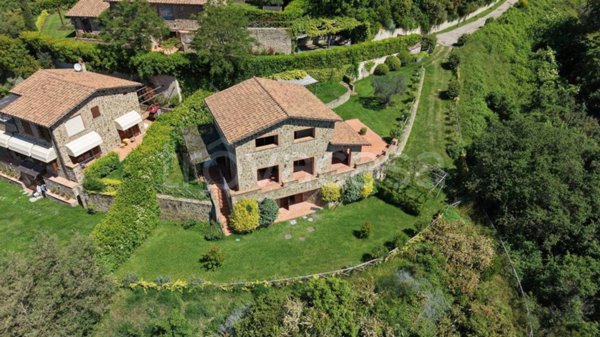 casa indipendente in vendita a Scansano
