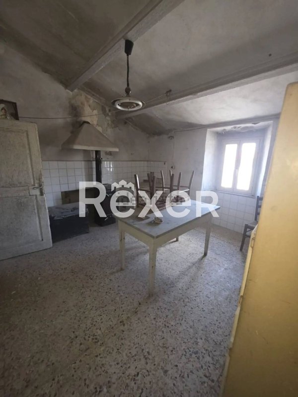 casa indipendente in vendita a Scansano in zona Murci