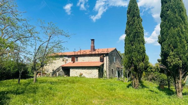 casale in vendita a Scansano