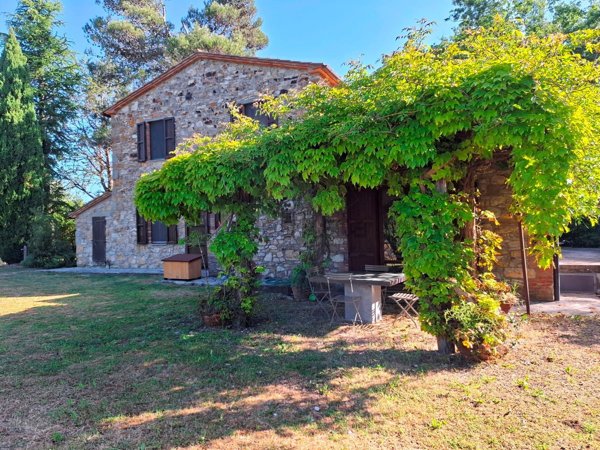 casale in vendita a Scansano in zona Poggioferro