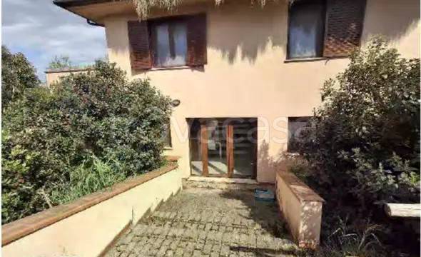 appartamento in vendita a Scansano in zona Poggioferro