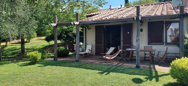 casa indipendente in vendita a Scansano
