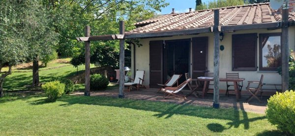 casa indipendente in vendita a Scansano