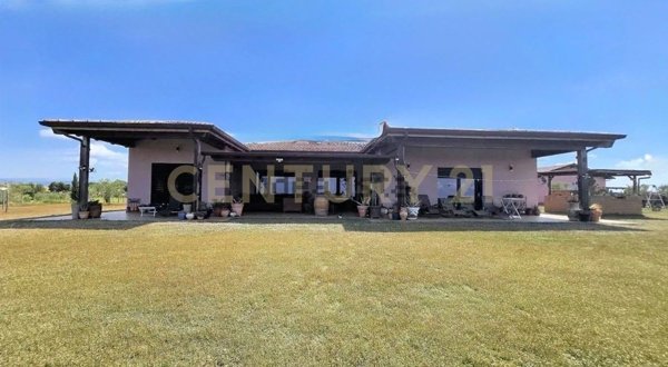 casa indipendente in vendita a Scansano in zona Pomonte