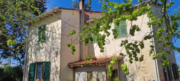 casale in vendita a Scansano in zona Pomonte